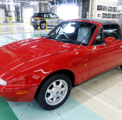 NAレストア7号車は、静岡県在住のオーナーが新車で購入した1990年式スペシャルパッケージ。オーナーが選んだメニューは「フルレストア」。