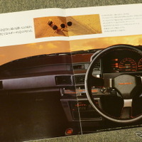 トヨタ・カローラFX（初代）当時のカタログ