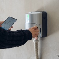 テラチャージの3kWコンセント充電器