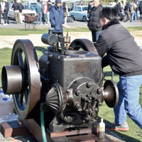 昔懐かしい石油発動機運転実演