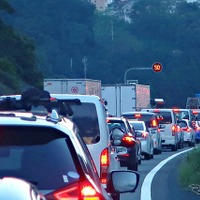 高速道路4社が、年末年始（12月27日～2025年1月5日）の渋滞予測を発表（写真はイメージ）