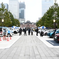 行幸通りの展示風景