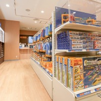 トミカ・プラレールショップ東京店　(c) TOMY