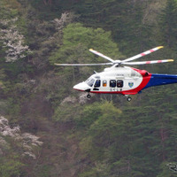 「スカイパークフェスタ2025～春～」で披露された福島県防災ヘリコプターによる防災訓練