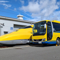 ドクターイエローと「幸せの黄色いバス」（写真は実車）