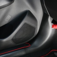 音に恋した静香さん、スイフトスポーツで手に入れた“聴きたかった音”とは？［car audio newcomer］by レジェーラ　前編