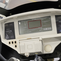 ヤマハ発動機 豊岡技術センターでレストアされる車両