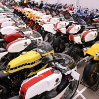 ヤマハ発動機 豊岡技術センターでレストアされる車両