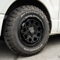 TOYOTA ハイエース × チームデイトナ D9／M9＋