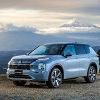 三菱 アウトランダーPHEV
