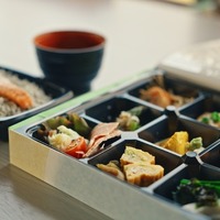 贅沢な朝食弁当