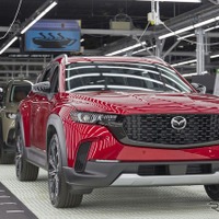 マツダとトヨタの米国アラバマ州の合弁工場で生産されるマツダ CX-50