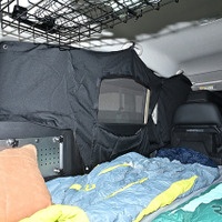 車中泊仕様のe:HEV CROSSTAR