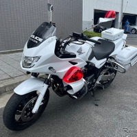 白バイ（CB1300P）