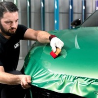 カーラッピングフィルムに塗装保護機能を付加した「３M プロテクションラップフィルム」