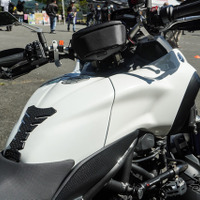 ナイケンミーティングを主催するオーナーの「白いナイケン」（My Yamaha Motor cafe）