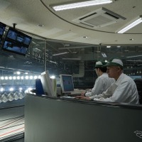 衝突試験コントロールルーム