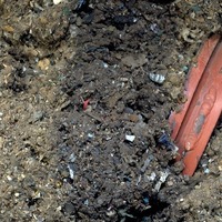 ポルシェが廃車のプラスチックを再生しステアリングホイール素材に利用