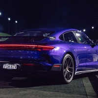 ポルシェ・タイカン ターボ GT