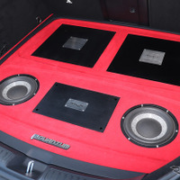 『クァンタム』（茨城県守谷市）にて製作されたオーディオカーの一例。