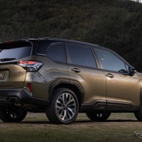 スバル フォレスター