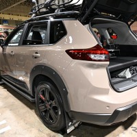 日産 X-TRAIL ROCK CREEK MULTIBED WILDPLAY（東京オートサロン2026）
