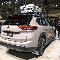 日産 X-TRAIL ROCK CREEK MULTIBED WILDPLAY（東京オートサロン2026）