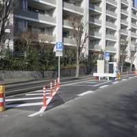 泉区いずみ中央公道EV充電ステーション