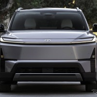 トヨタ・ハイランダー