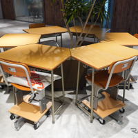 船場の共創家具がならぶヤマハ発動機の共創スペース「リジェラボ」