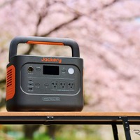 防災やアウトドアに役立つジャクリのポータブル電源
