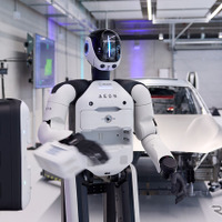 BMWがヒューマノイドロボットの実証実験をドイツ工場で開始