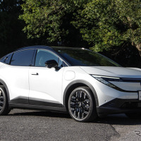 日産、米配車サービス大手のウーバーと協業へ。「リーフ」をベースにした自動運転車を提供するという