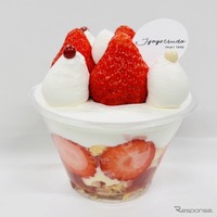 伊万里スイーツ城月堂の「いちごさんパフェ」