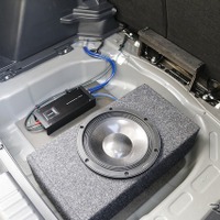 フロントステージの機器類はラゲッジには置かないのもこのクルマの特徴。シンプル仕様となったのはそのため。