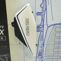 ヤマハ発動機の部品復刻プロジェクト『Yamaha Motor Iconic Collection』第一弾となる往年の名車『RZ250』の外装パーツ