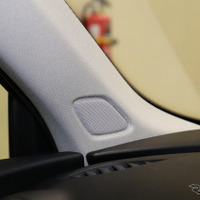 純正スピーカーの取り付け位置の一例。