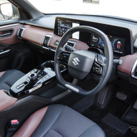 スズキ eビターラ（Z 4WD）