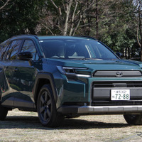 トヨタ RAV4 アドベンチャー ハイブリッド（参考画像）