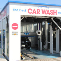 4月28日は「洗車の日」… 3分で完了、驚異のタイパを実現する“拭き上げ不要”のトンネル洗車機「SPLASH 'N' GO!」【洗車場特集 Part.03】