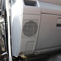 ランクル70の音をどう変える？ 純正スピーカー位置の難題をプロショップが解決［car audio newcomer］by 東京車楽　前編