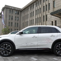 特別なフィアット600eが京都市公用車に
