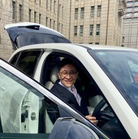 特別なフィアット600eが京都市公用車に