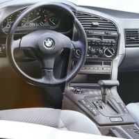 BMW 3シリーズ（E36）当時のカタログ