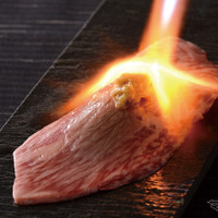 A5国産黒毛和牛炙り寿司