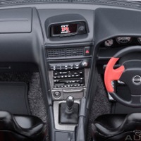 AUTOart製「ニスモ R34 GT-R Z-tune シルバー」の1/18スケールモデル