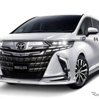 モデリスタの新アイテムを装着したトヨタ アルファード
