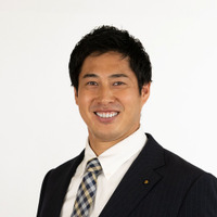 一般種目 新井 涼平 コーチ