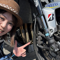 ナイトロン製サスペンションを装着