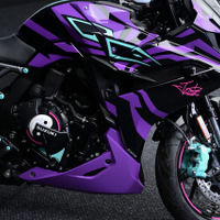 スズキ GSX-8R Tuned by JURI